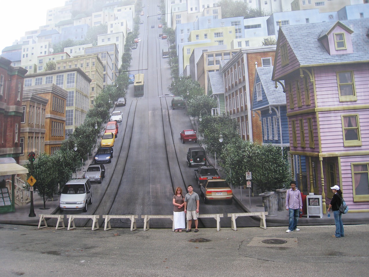 Vacation 2007-12 - Beaches Disney Hotels 0763.jpg - On the 2007-08 Florida vacation we visited beaches from Fort Myers to Sanibel Island sampling local food along the way. Green water and white sugar beaches! Arriving at Disney World we visited several of the theme resorts.